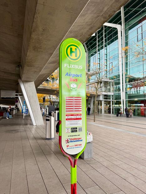 Haltestelle am EuroAirport